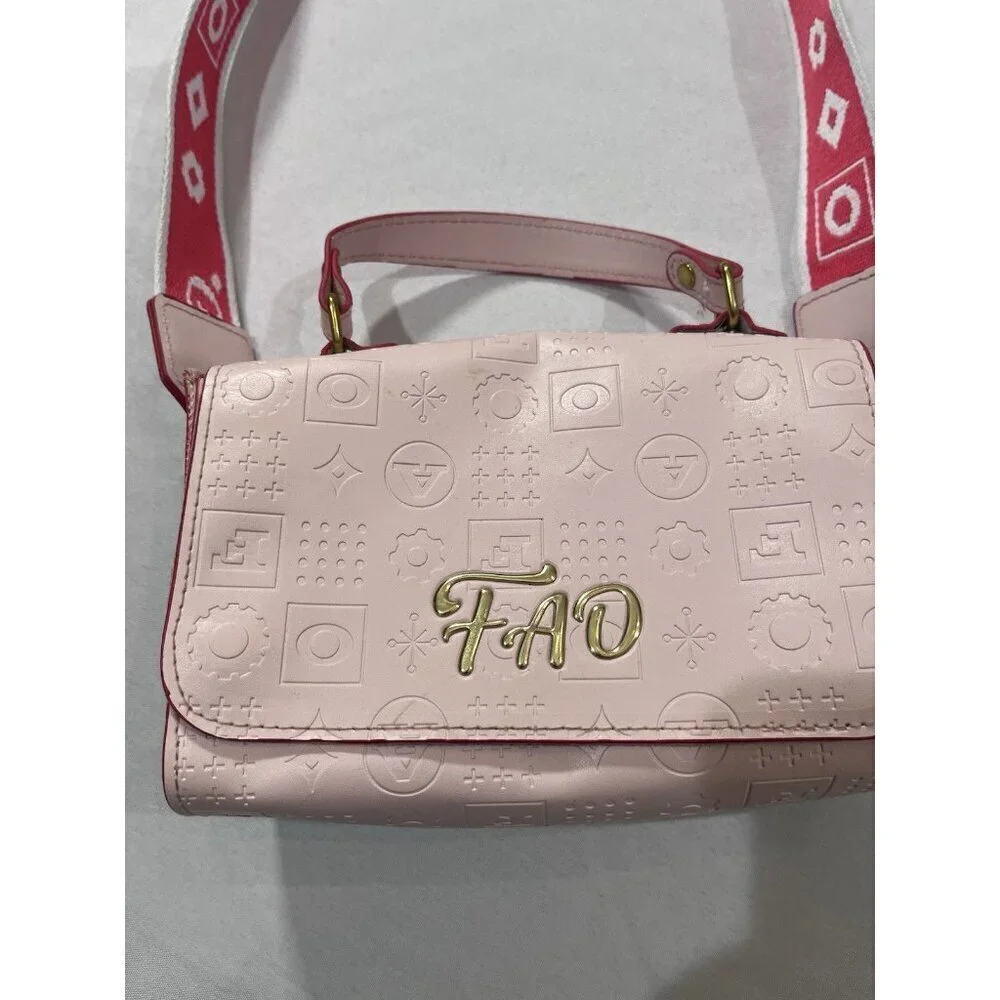 FAO Schwarz Glamour PINK Purse play pretend